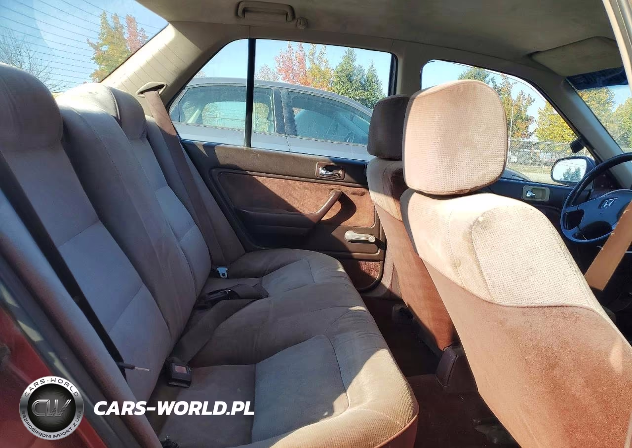 1990 Honda Accord VIN:JHMCB7643LC025602 - 10