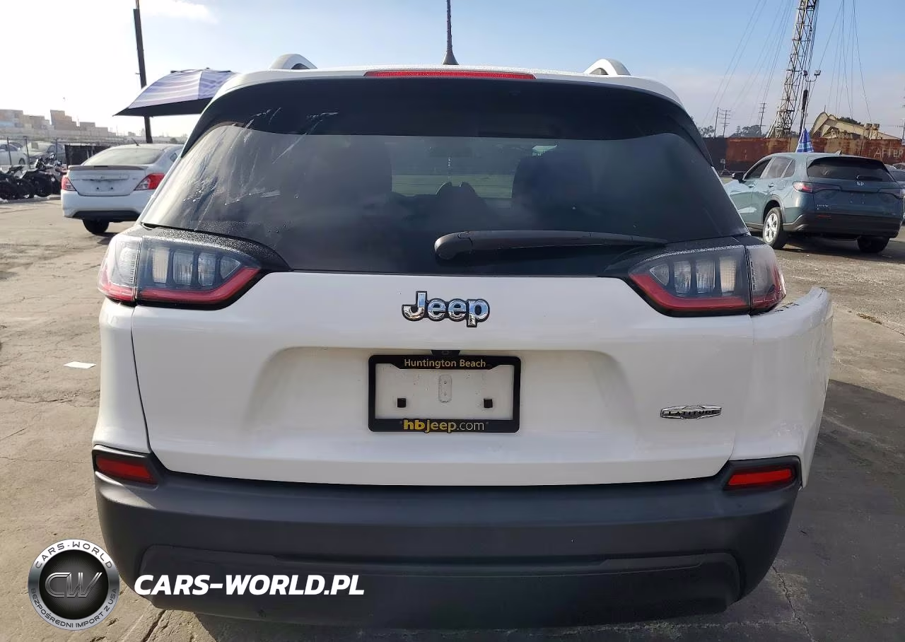 2019 Jeep Cherokee Latitude VIN:1C4PJLCB3KD392851 - 6