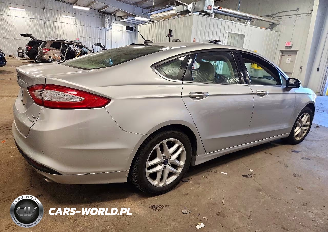 2015 Ford Fusion Se VIN:1FA6P0HD7F5126418 - 3
