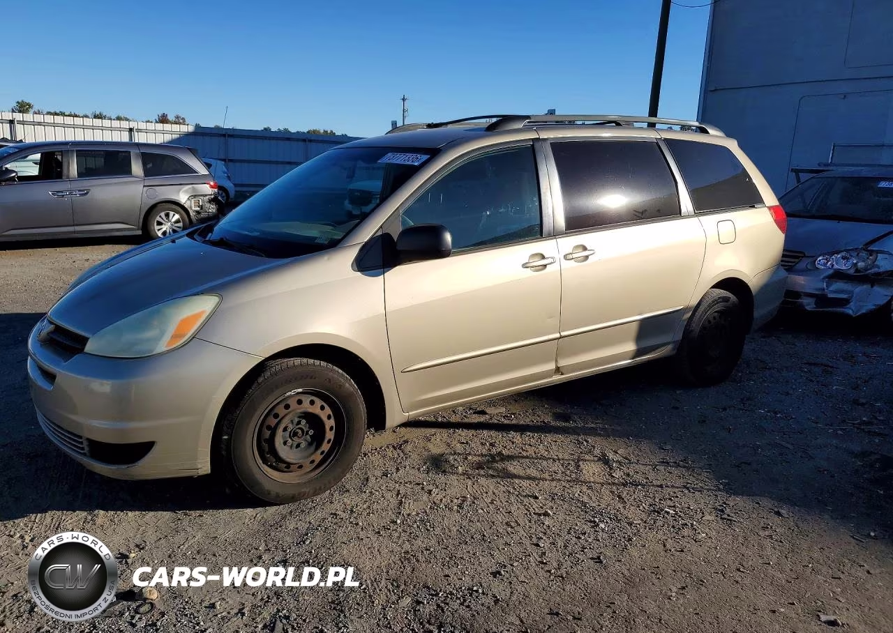 2004 Toyota Sienna Le 7 Passenger