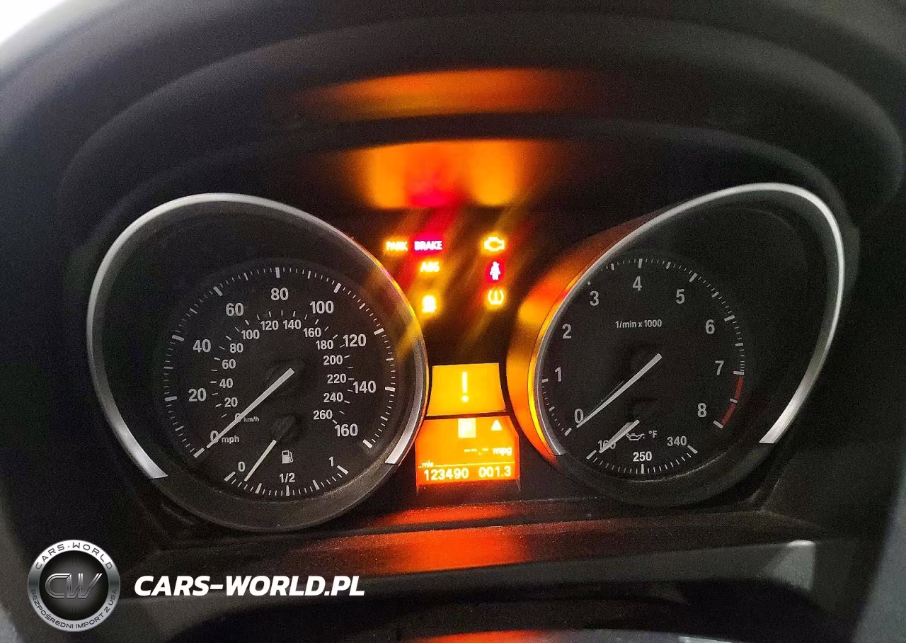 2011 BMW Z4 Sdrive35I VIN:WBALM7C56BE382491 - 9