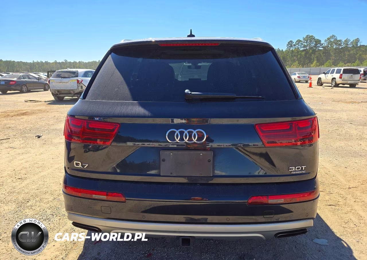 2017 Audi Q7 Prestige VIN:WA1VAAF75HD033801 - 6