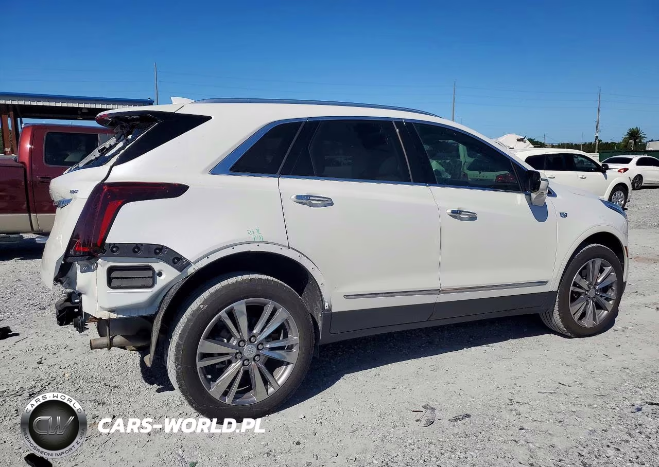 2024 Cadillac Xt5 Premium Luxury VIN:1GYKNCRS3RZ743366 - 3
