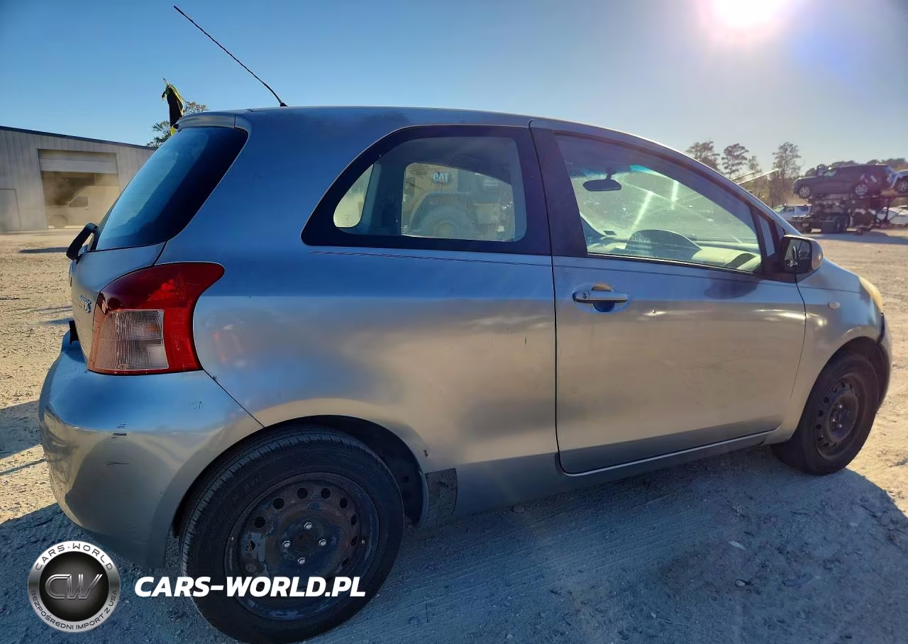 2007 Toyota Yaris Base VIN:JTDJT923375063369 - 3