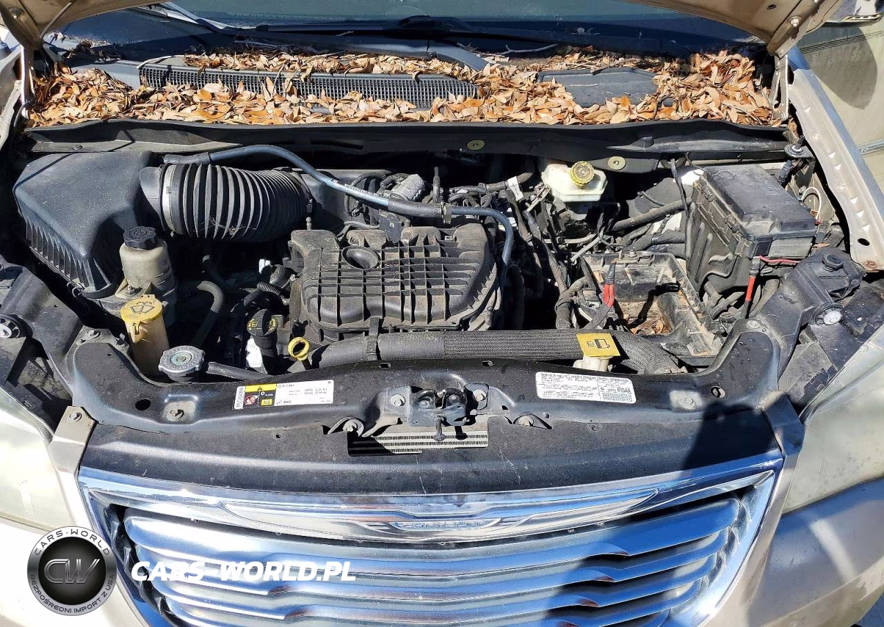 2013 Chrysler Town & Country Limited VIN:2C4RC1GG8DR596977 - 12