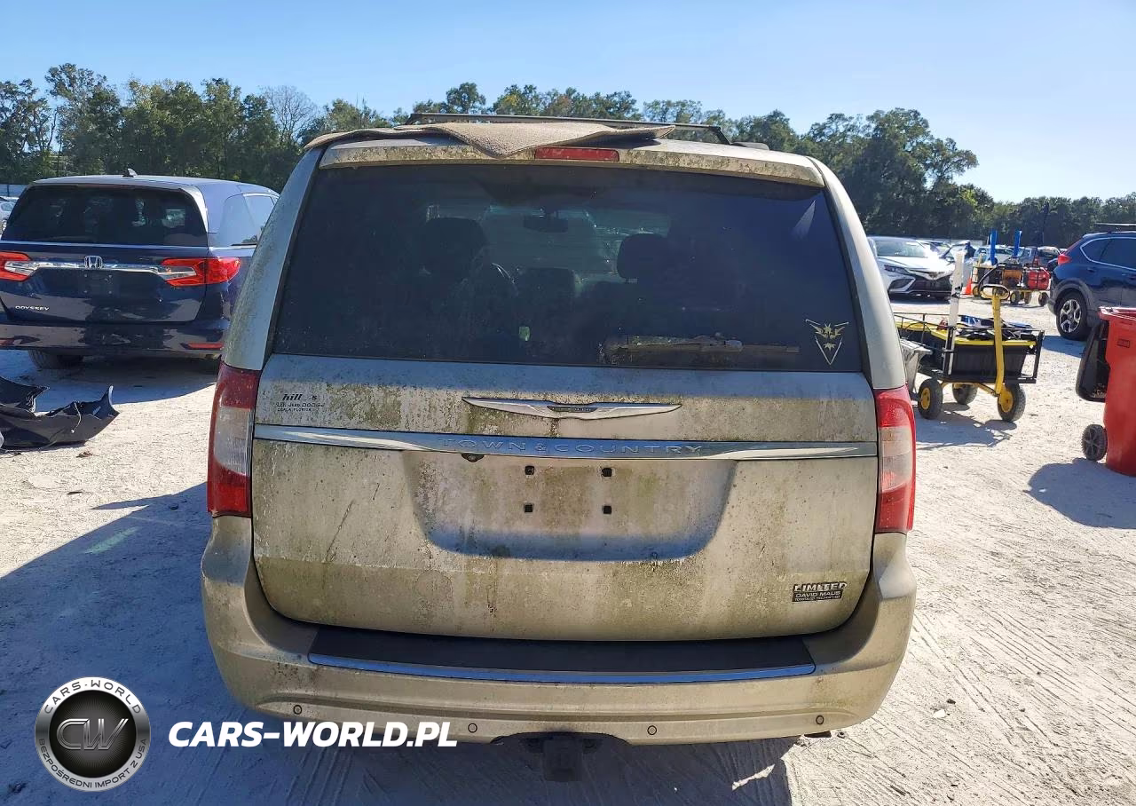 2013 Chrysler Town & Country Limited VIN:2C4RC1GG8DR596977 - 6