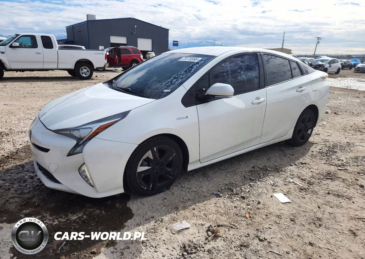2016 Toyota Prius Three Touring