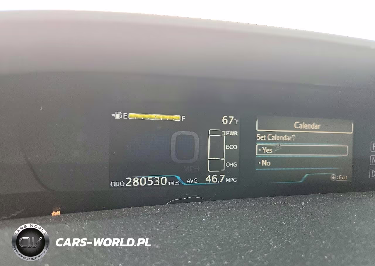 2016 Toyota Prius Three Touring VIN:JTDKARFU9G3021975 - 9