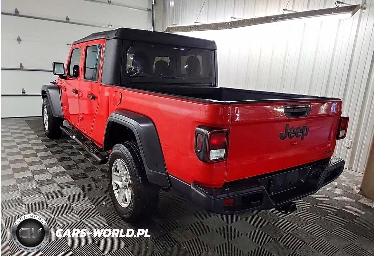 2020 Jeep Gladiator Sport VIN:1C6HJTAG2LL207125 - 3