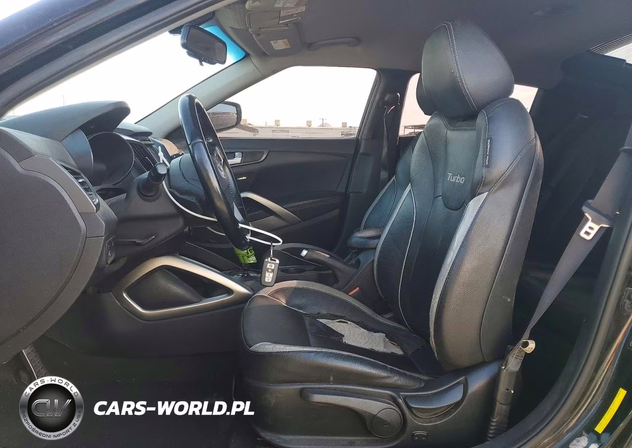 2015 Hyundai Veloster Turbo VIN:KMHTC6AE0FU221712 - 7