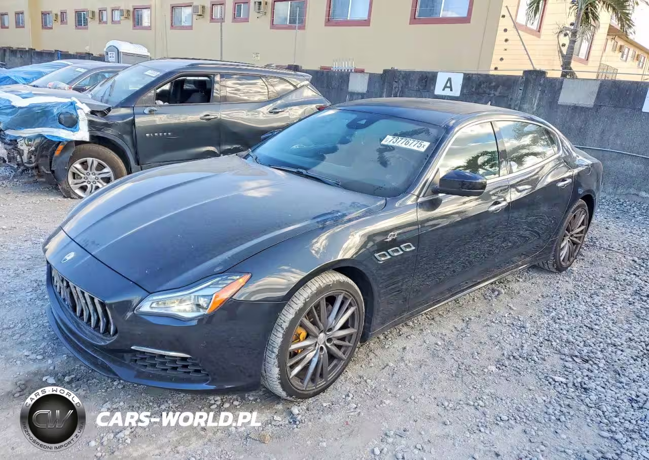 2022 Maserati Quattroporte Base