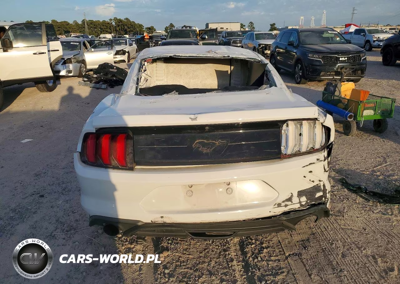 2018 Ford Mustang VIN:1FA6P8TH6J5180150 - 6