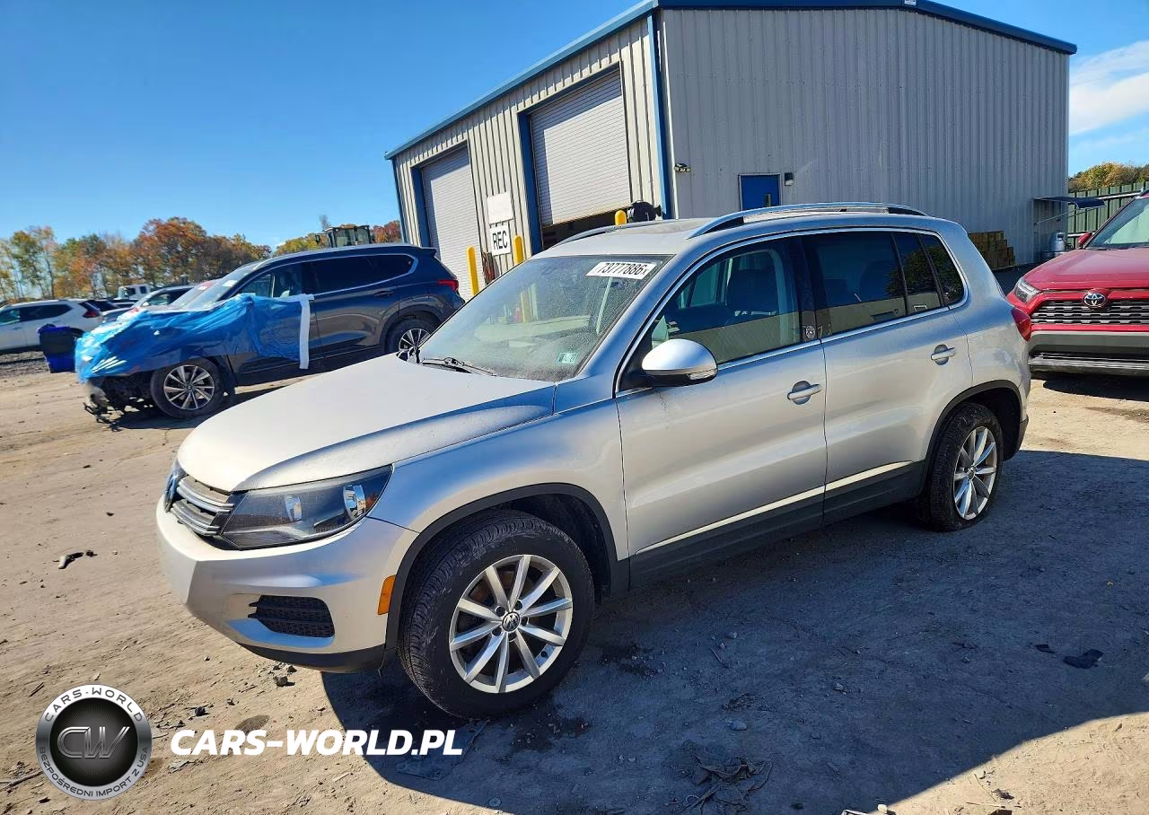 2017 Volkswagen Tiguan Wolfsburg VIN:WVGSV7AX9HW509071 - 1