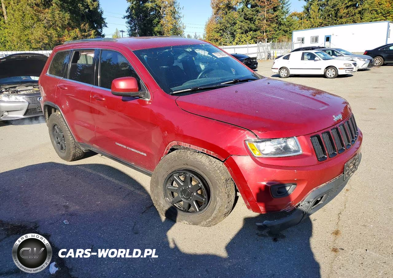 2014 Jeep Grand Cherokee Laredo VIN:1C4RJFAG0EC386329 - 4