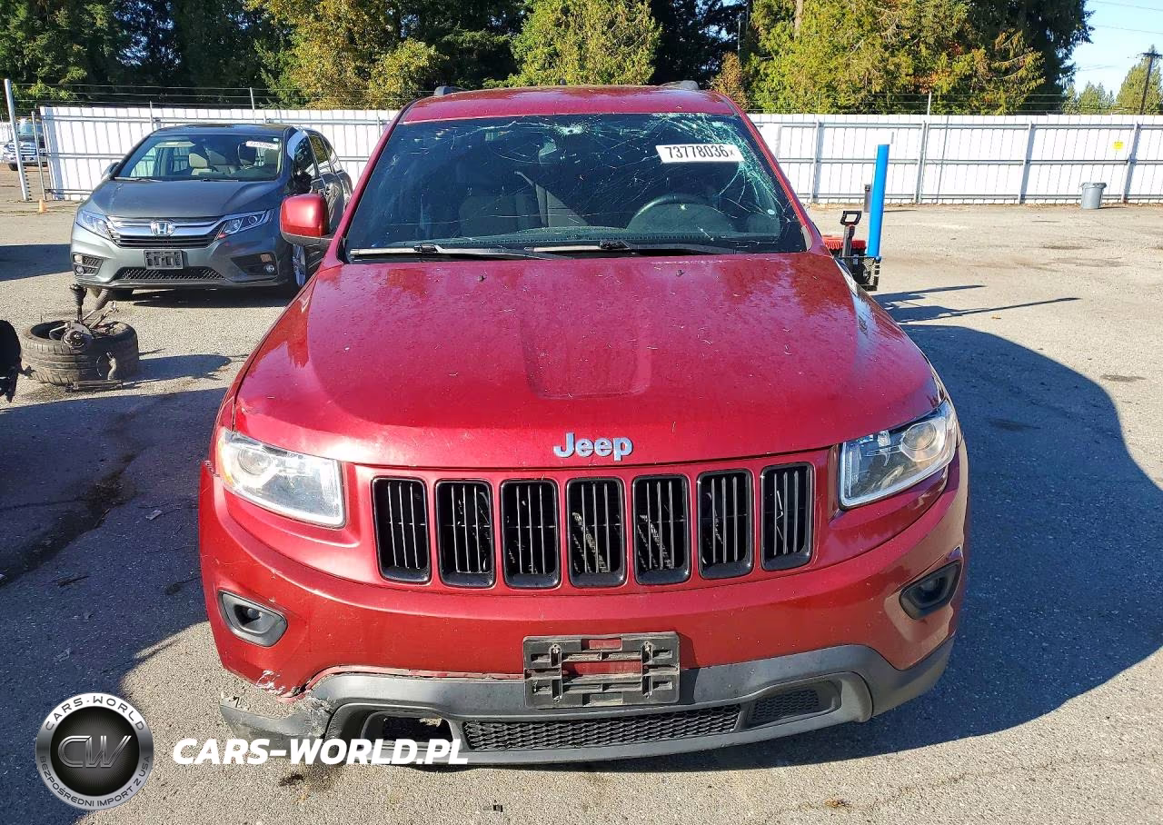2014 Jeep Grand Cherokee Laredo VIN:1C4RJFAG0EC386329 - 5