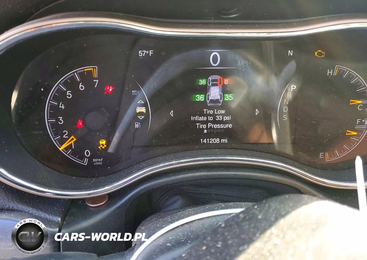 2014 Jeep Grand Cherokee Laredo VIN:1C4RJFAG0EC386329 - 9