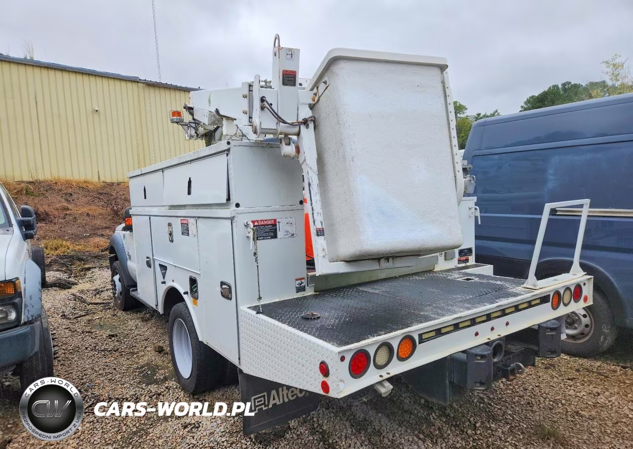 2015 Ford F450 Super Duty Bucket Truck VIN:1FDUF4GT8FEC93211 - 2