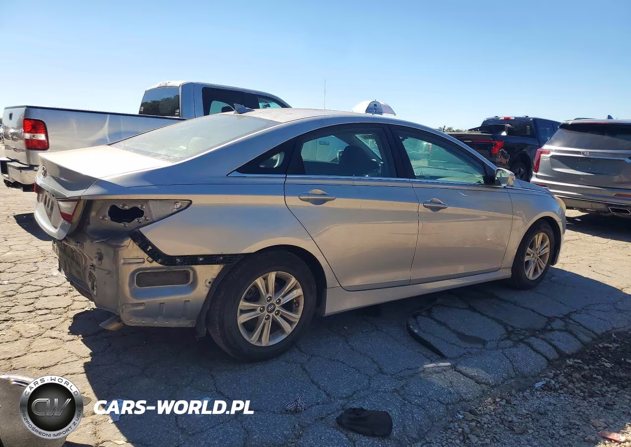 2014 Hyundai Sonata Gls VIN:5NPEB4AC8EH833443 - 3