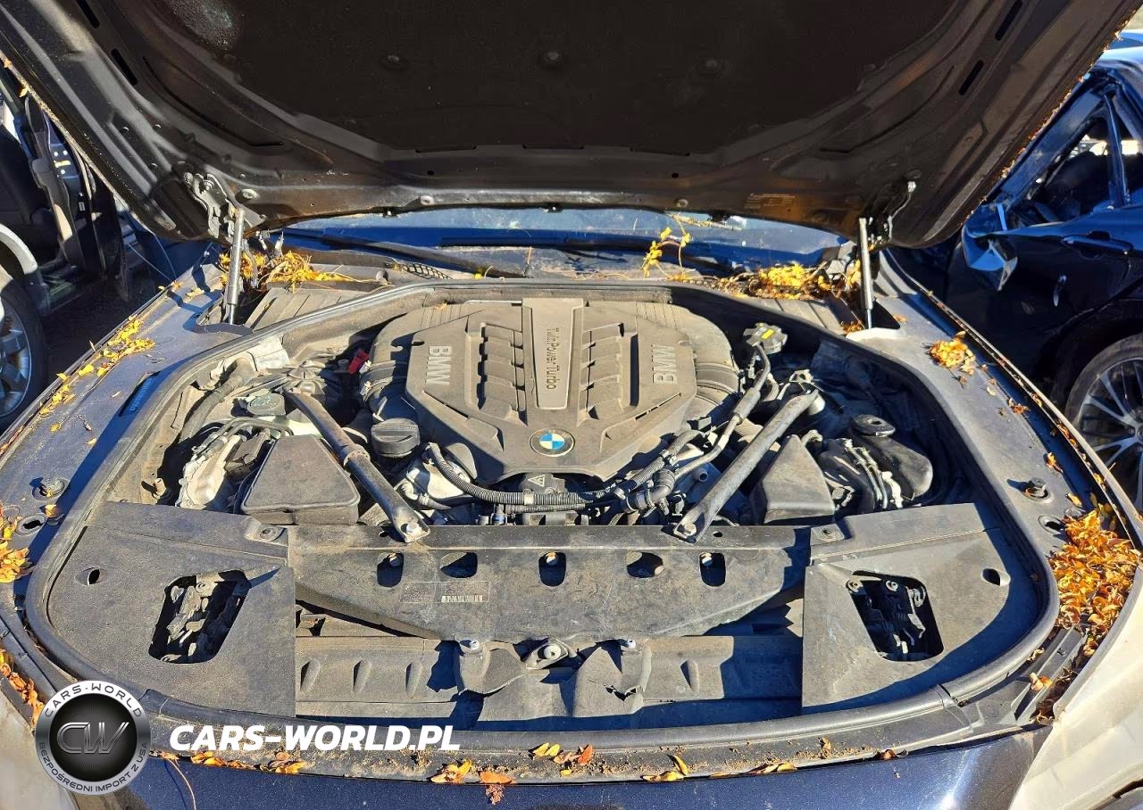 2013 BMW 750 Xi VIN:WBAYB6C50DD223660 - 11
