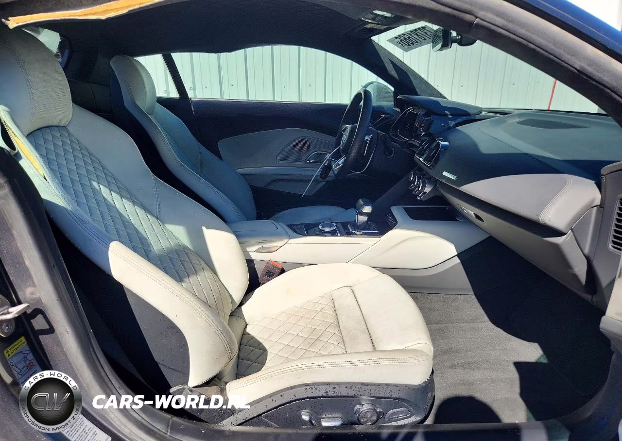 2021 Audi R8 VIN:WUAKBAFX5M7901345 - 10