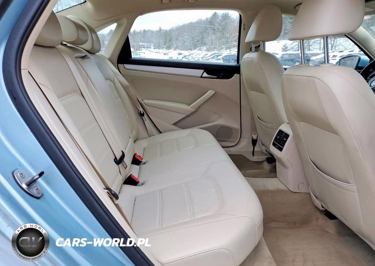 2013 Volkswagen Passat Se VIN:1VWBP7A30DC135552 - 10