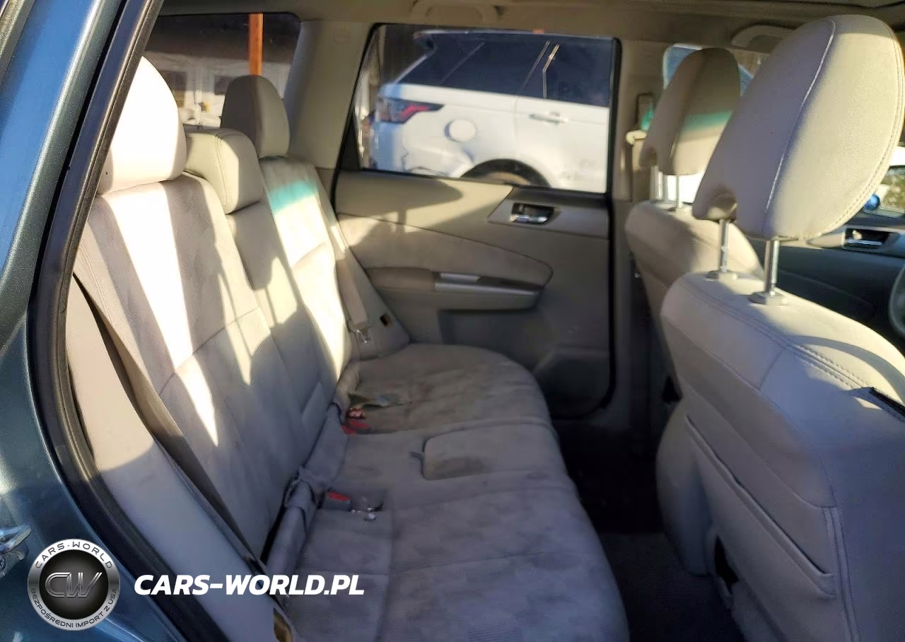 2010 Subaru Forester 2.5X Premium VIN:JF2SH6CC2AH726859 - 10