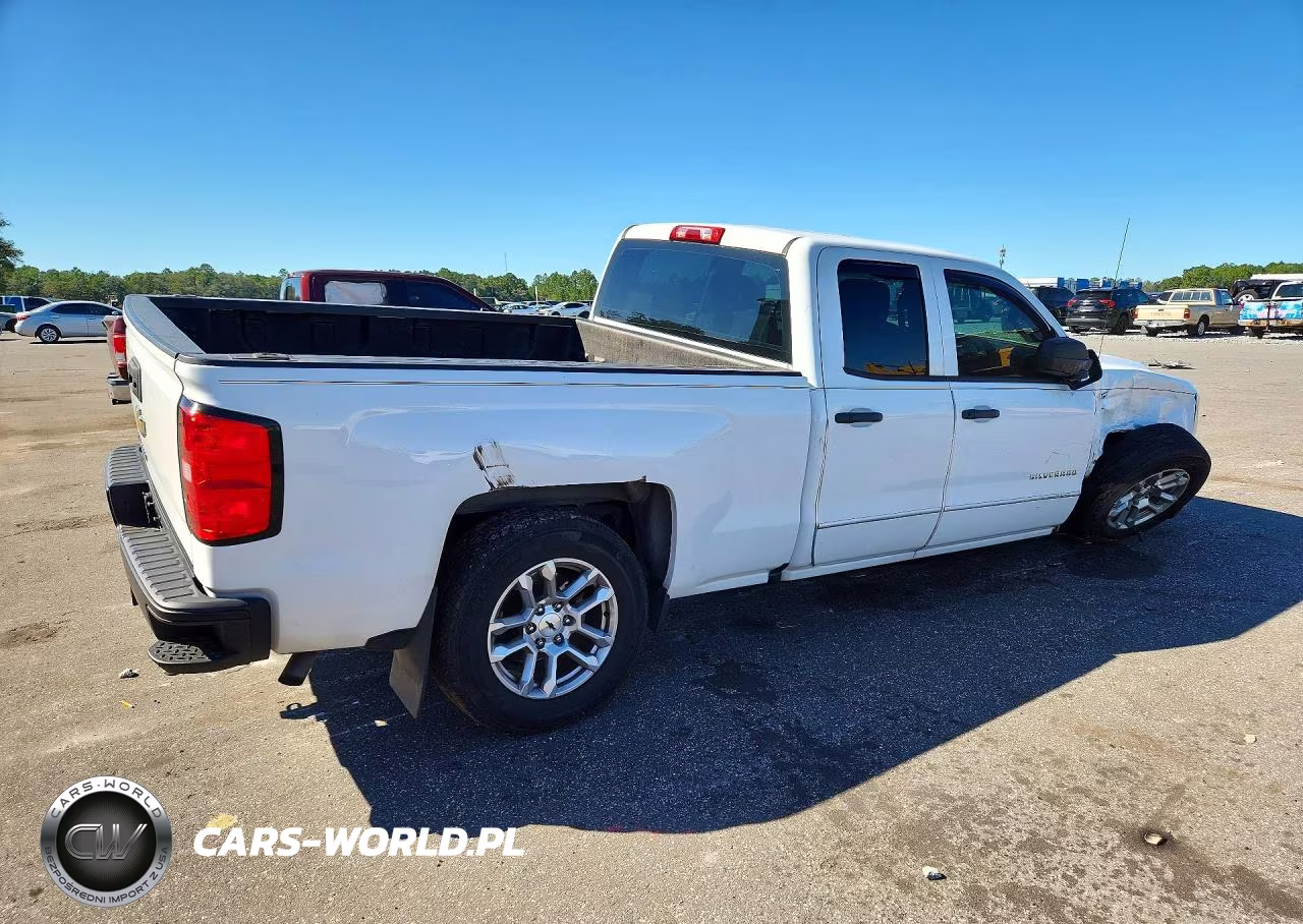 2017 Chevrolet Silverado C1500 VIN:1GCRCNEH7HZ153654 - 3