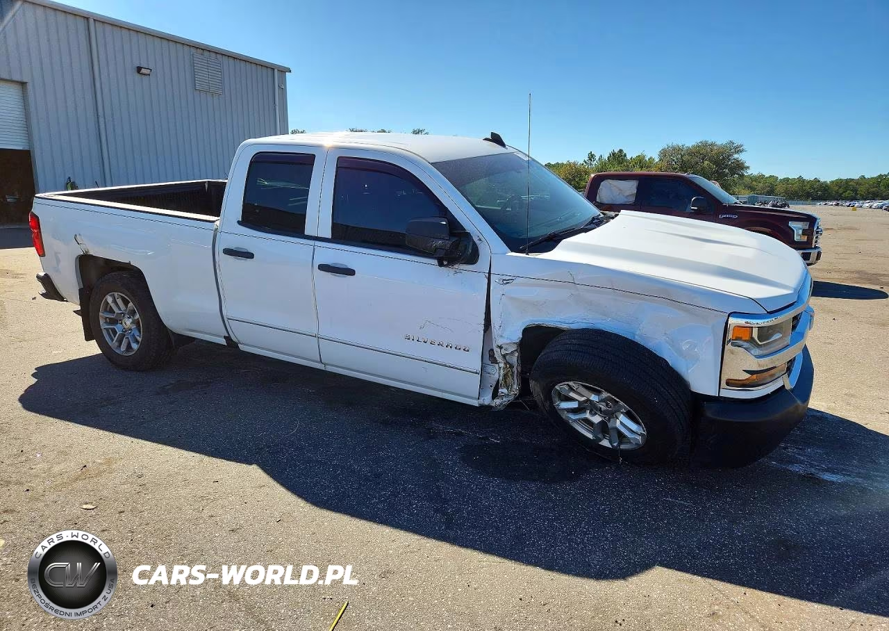 2017 Chevrolet Silverado C1500 VIN:1GCRCNEH7HZ153654 - 4