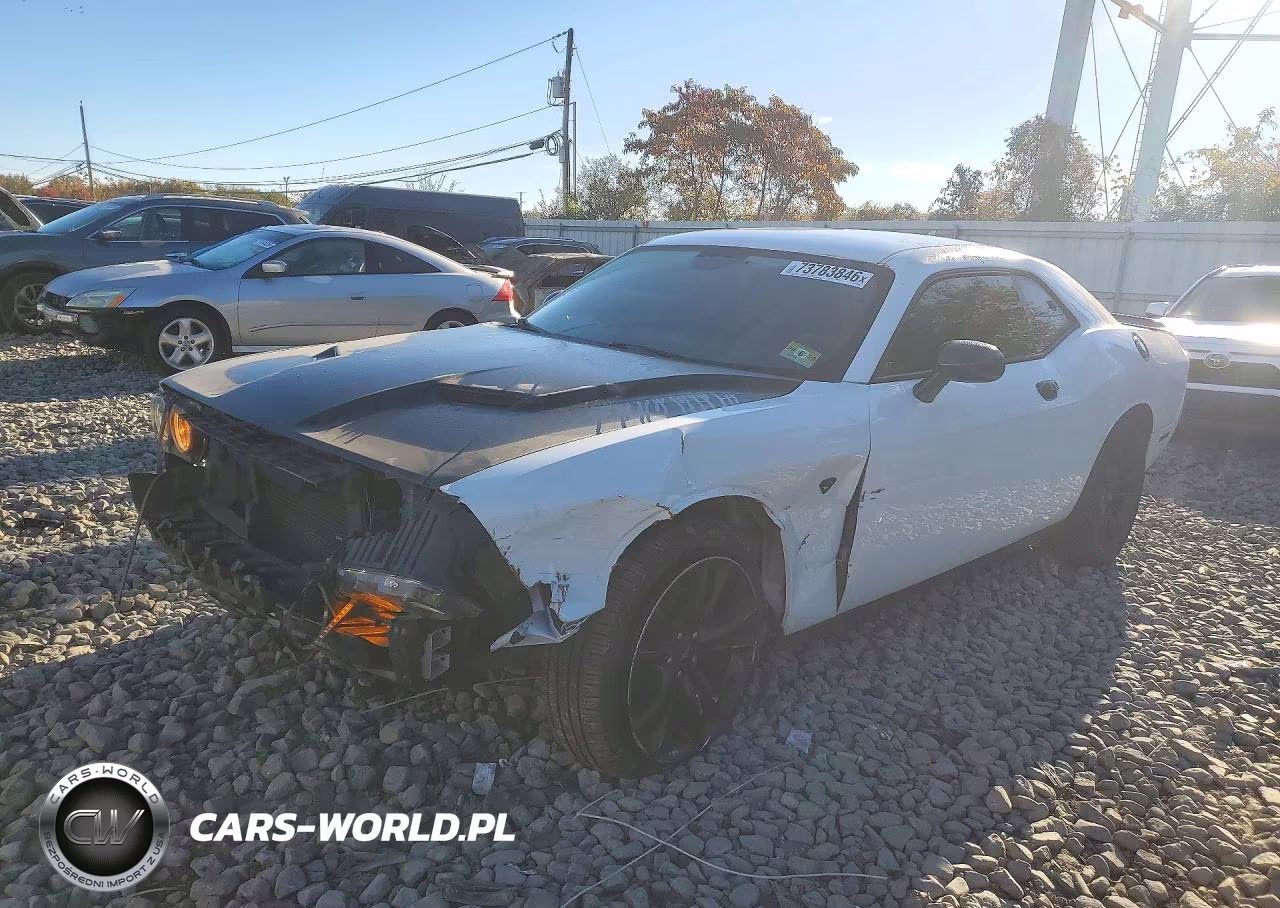 2017 Dodge Challenger Sxt – zdjęcie 1 z 12