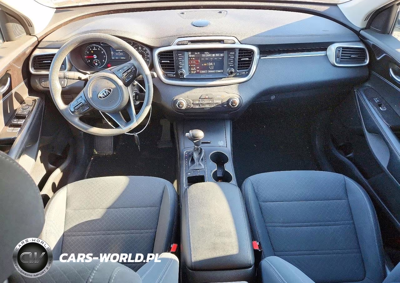 2018 Kia Sorento Lx VIN:5XYPG4A33JG360093 - 8