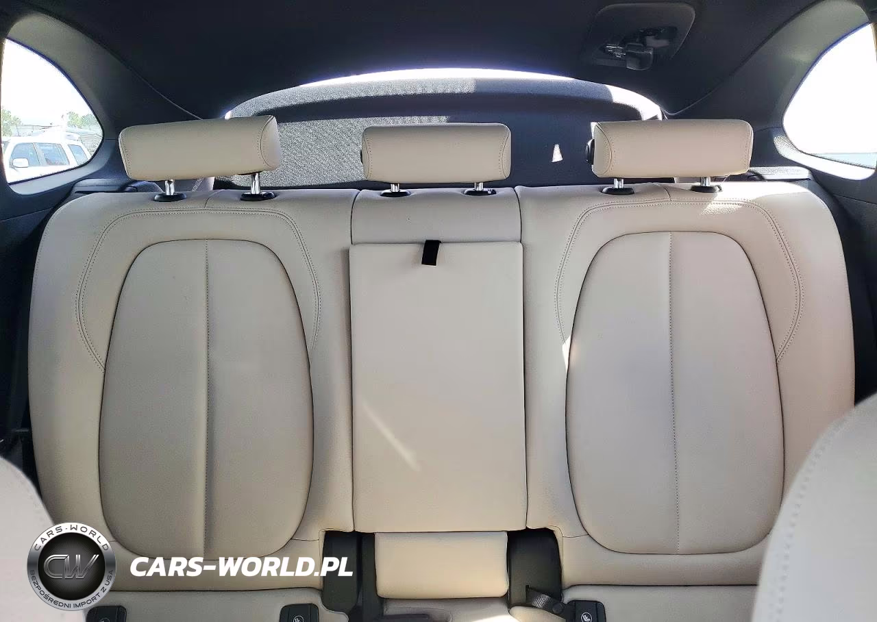 2022 BMW X1 xDrive28I VIN:WBXJG9C07N5U53948 - 10