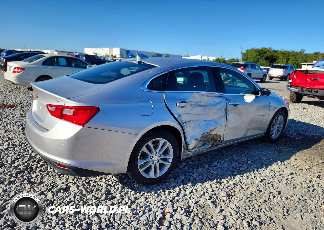 2018 Chevrolet Malibu Lt VIN:1G1ZD5ST4JF160065 - 3