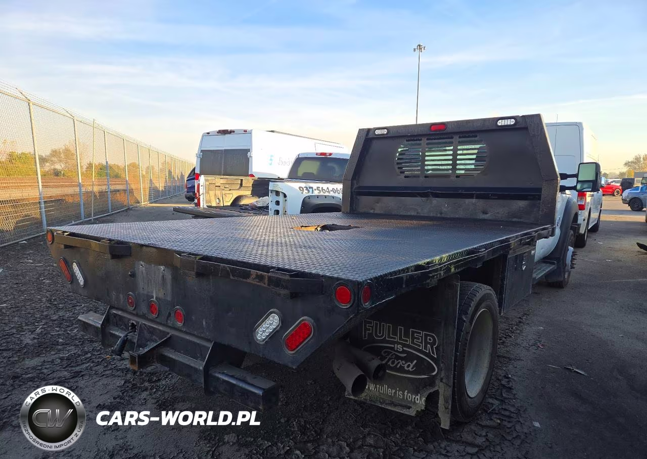 2015 Ford F450 Super Duty VIN:1FDUF4GT3FEA08902 - 3