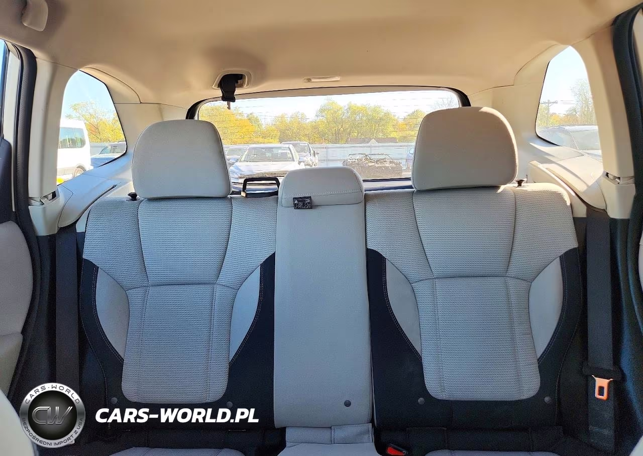 2021 Subaru Forester VIN:JF2SKADC3MH486258 - 10