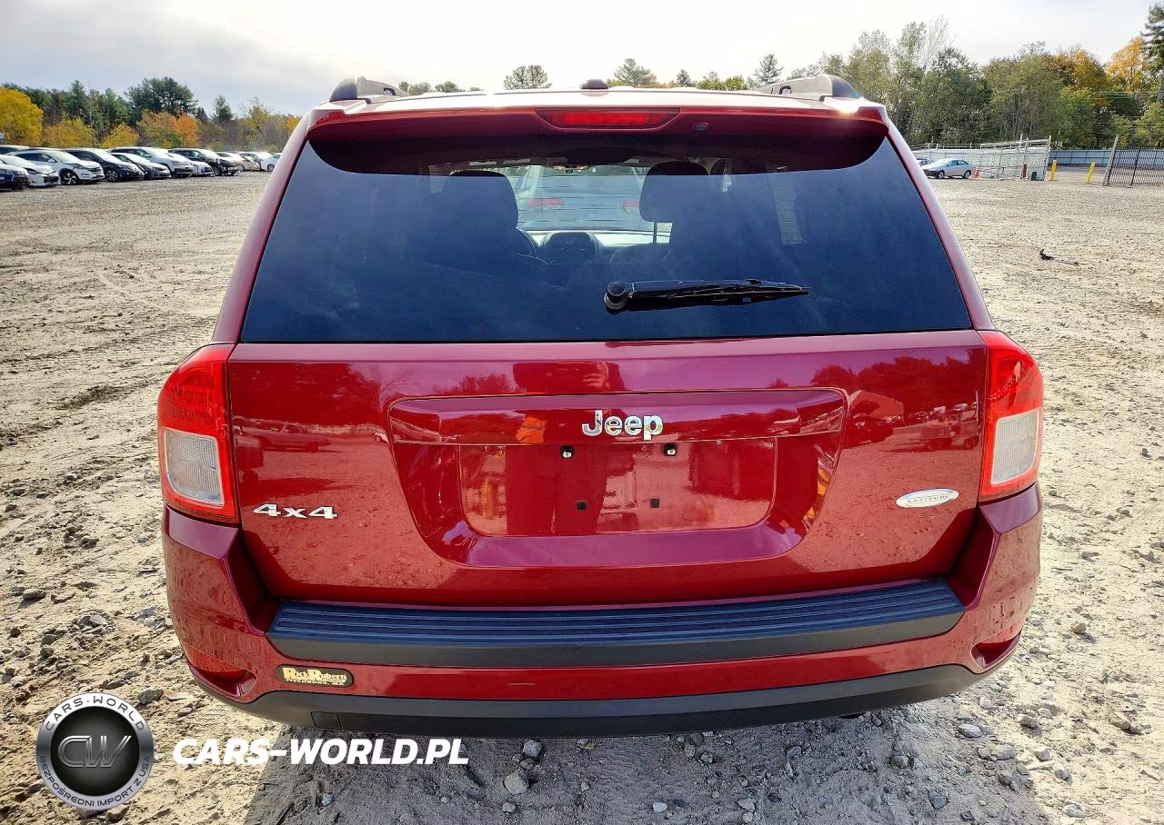 2012 Jeep Compass Latitude VIN:1C4NJDEB7CD578131 - 6