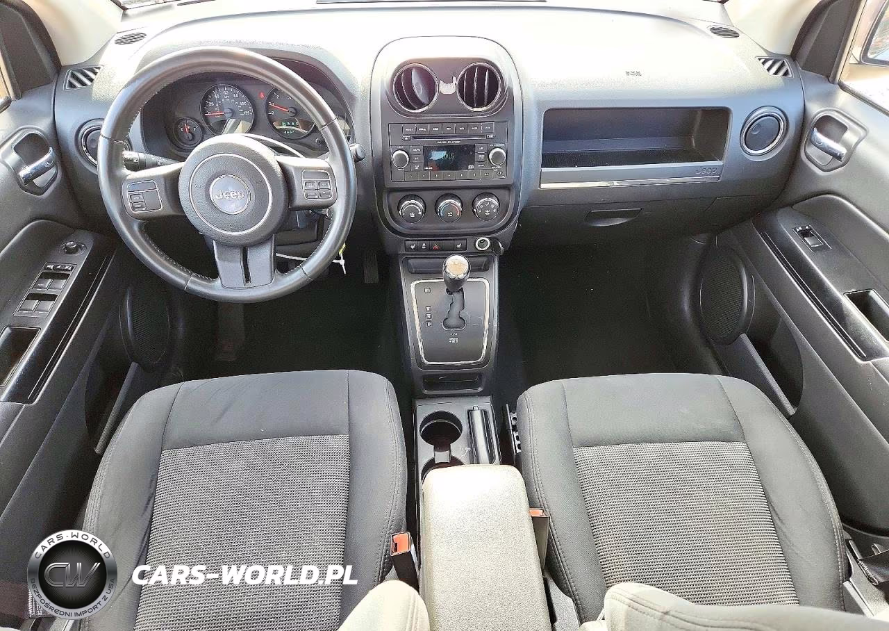 2012 Jeep Compass Latitude VIN:1C4NJDEB7CD578131 - 8