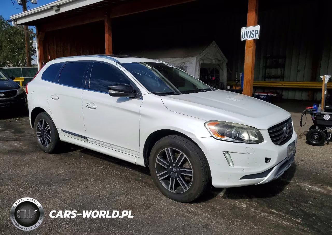 2017 Volvo Xc60 T5 Dynamic VIN:YV440MRR3H2222328 - 4
