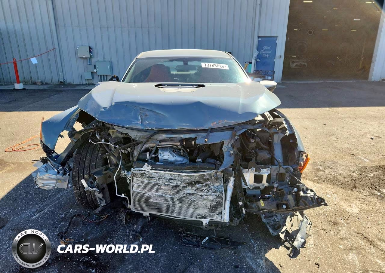 2019 Honda Civic Type-R Touring VIN:SHHFK8G77KU205422 - 5