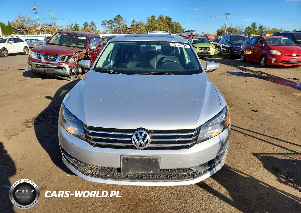 2012 Volkswagen Passat Se VIN:1VWBP7A30CC099134 - 5