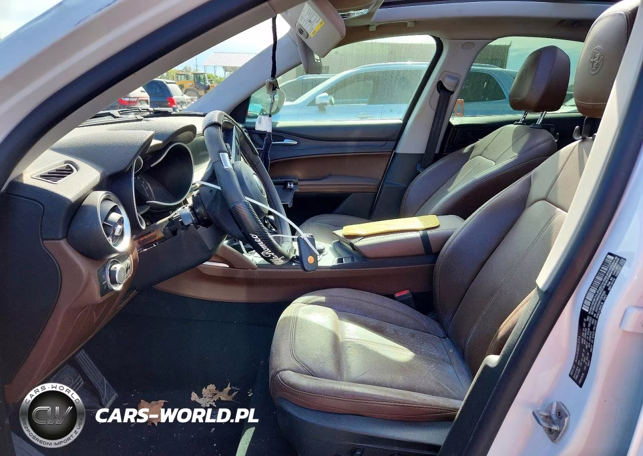 2018 Alfa Romeo Stelvio VIN:ZASFAKAN7J7B78050 - 7
