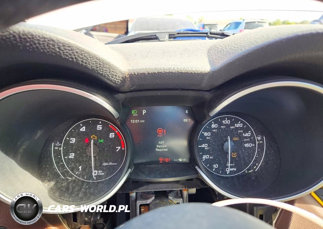 2018 Alfa Romeo Stelvio VIN:ZASFAKAN7J7B78050 - 9