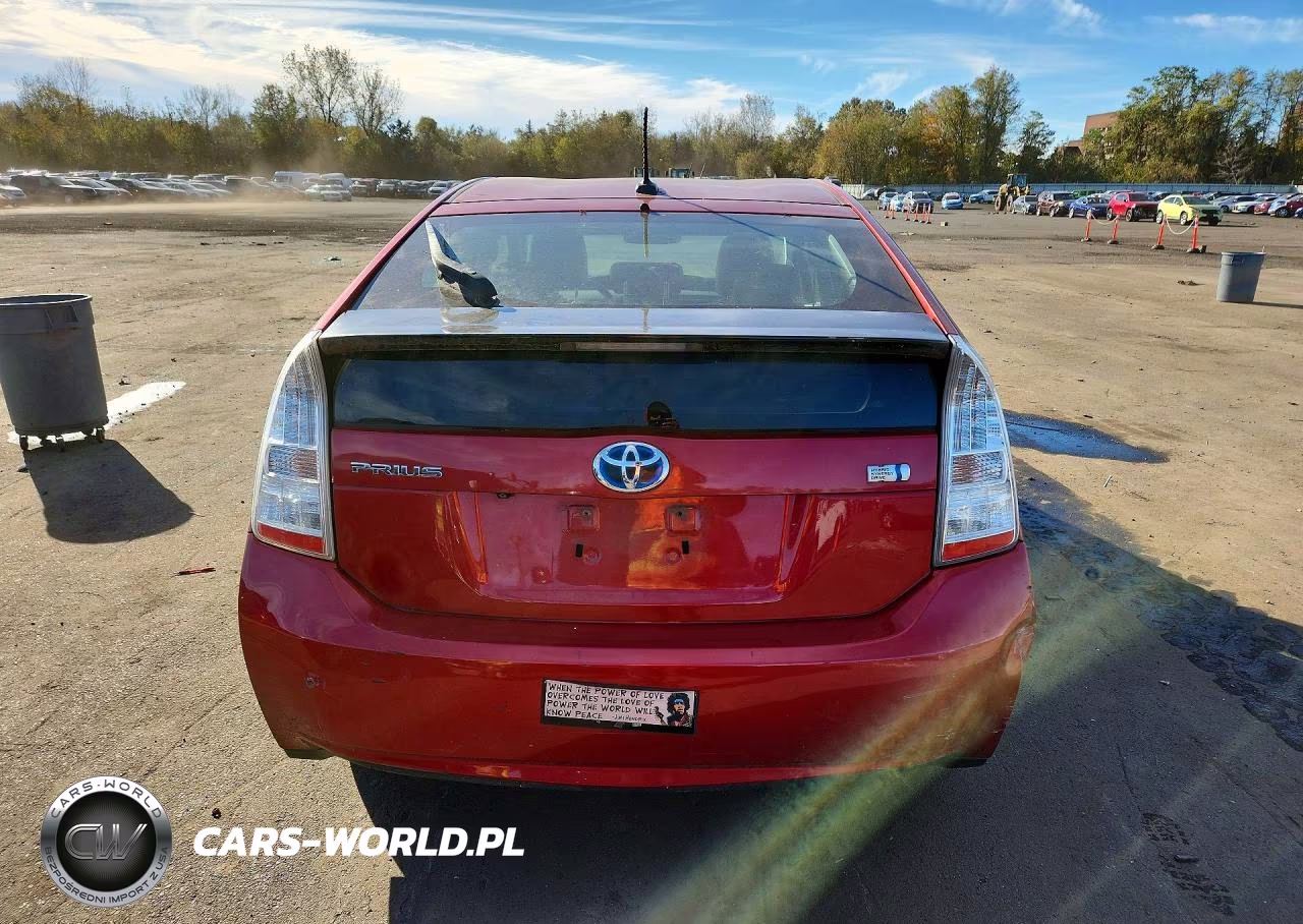 2011 Toyota Prius Four VIN:JTDKN3DU8B0320548 - 6