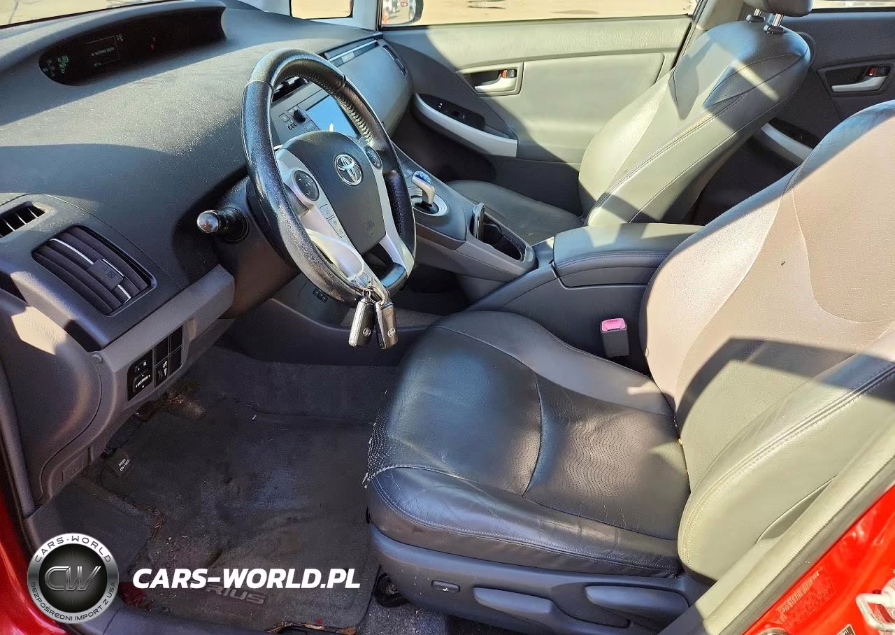 2011 Toyota Prius Four VIN:JTDKN3DU8B0320548 - 7