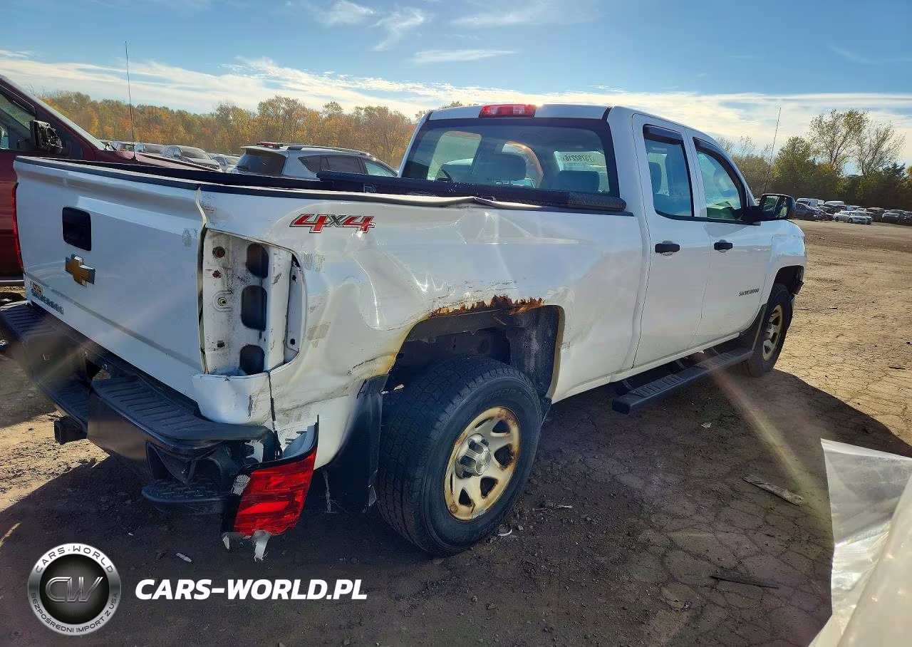 2015 Chevrolet Silverado K1500 VIN:1GCVKPECXFZ275102 - 3