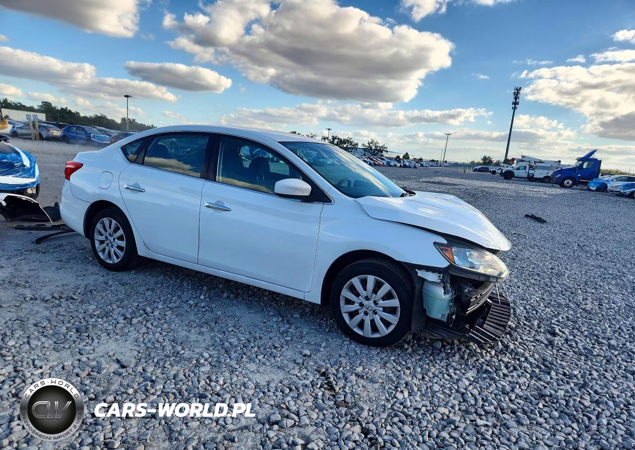 2018 Nissan Sentra S VIN:3N1AB7AP5JY221784 - 4
