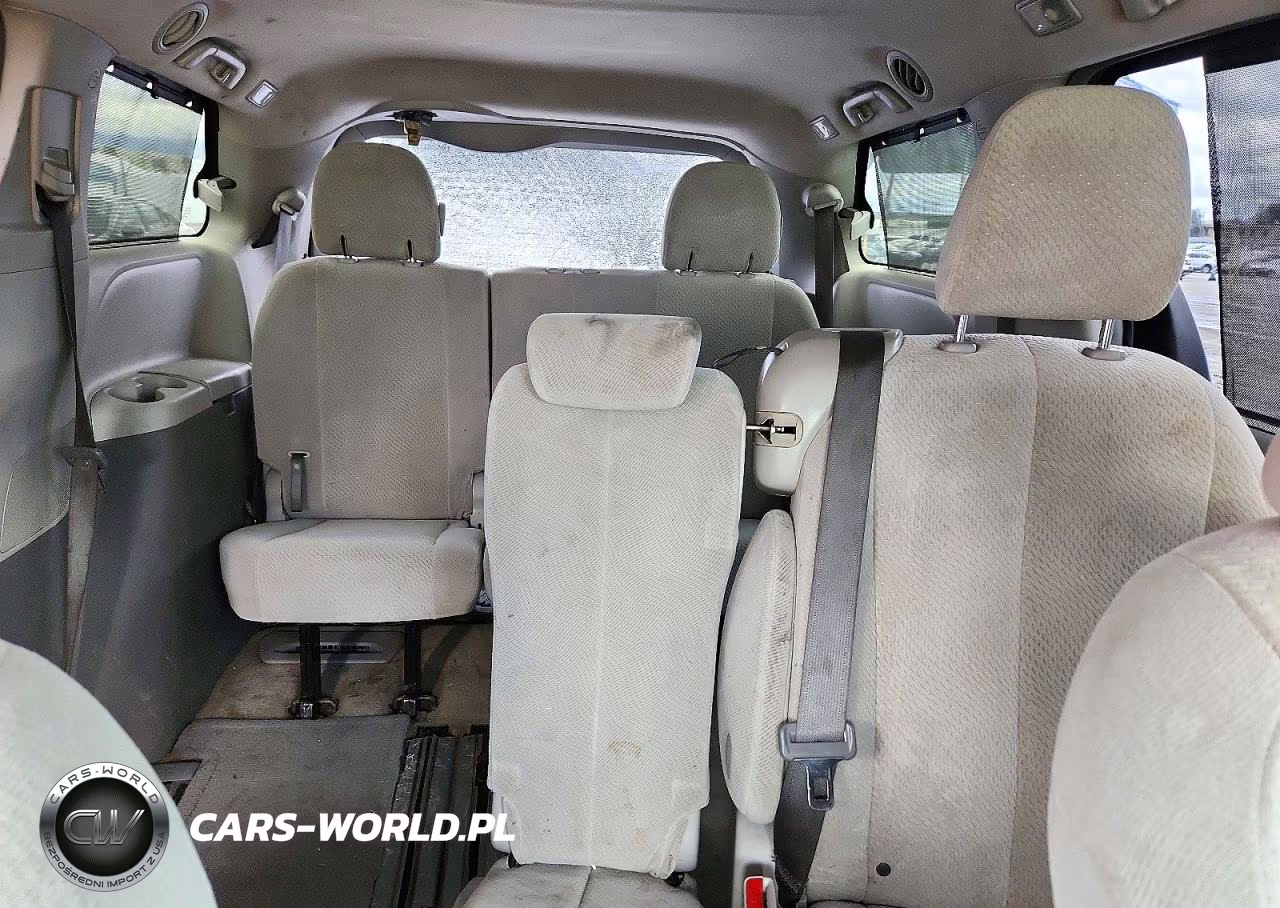 2013 Toyota Sienna Le VIN:5TDKK3DC2DS400069 - 10