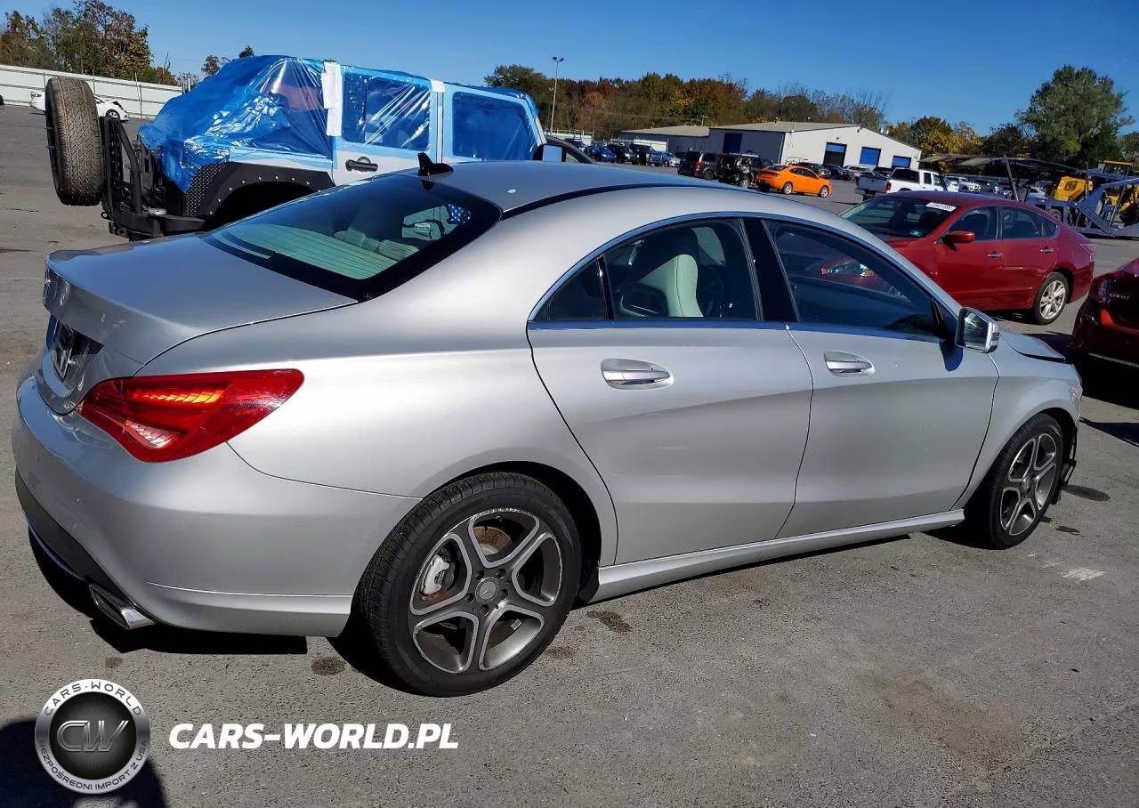 2014 Mercedes-Benz Cla 250 VIN:WDDSJ4EB1EN131672 - 3