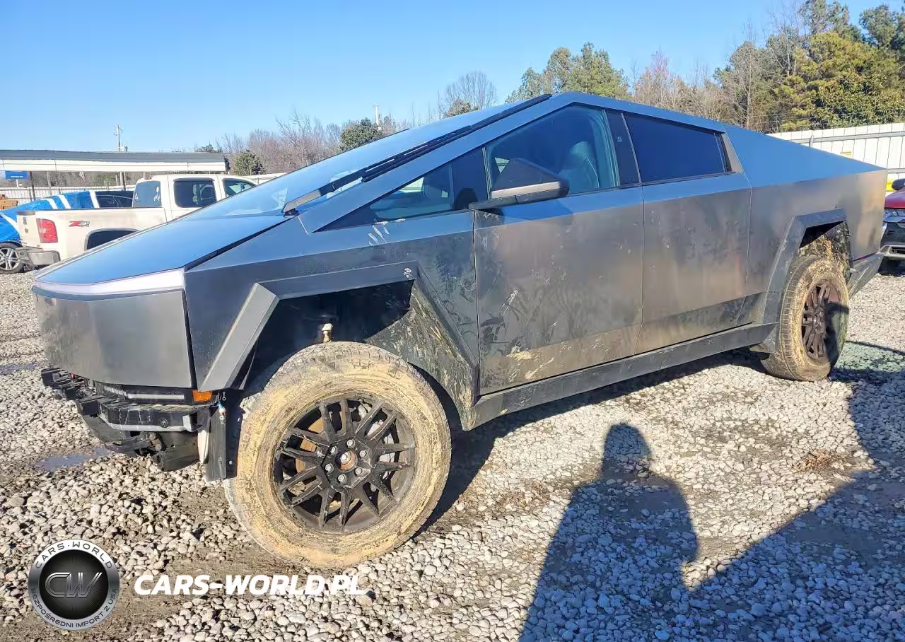 2025 Tesla Cybertruck