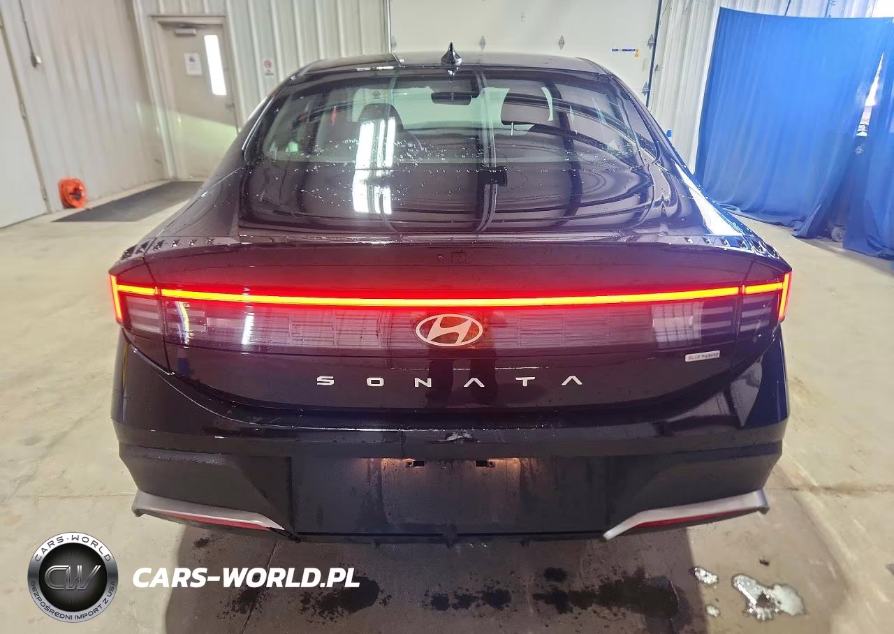 2026 Hyundai Sonata Hybrid Blue VIN:KMHL24JJXTA167014 - 6