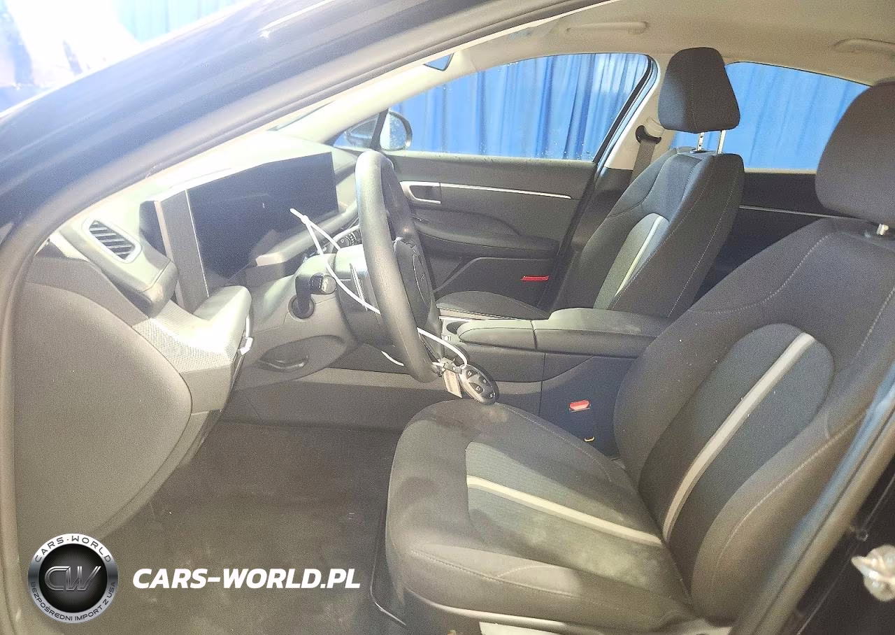 2026 Hyundai Sonata Hybrid Blue VIN:KMHL24JJXTA167014 - 7